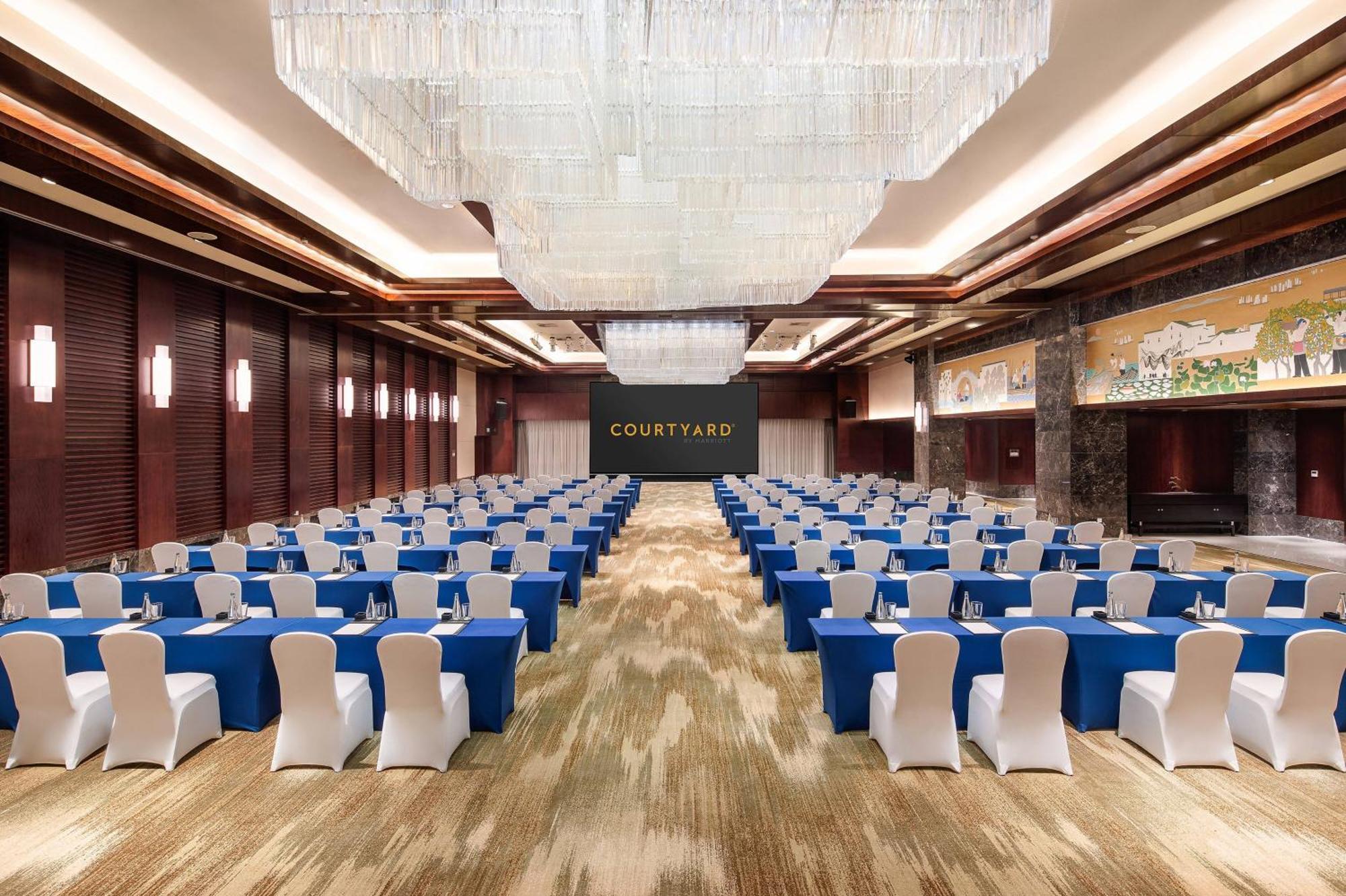 Courtyard By Marriott Wuxi Lihu Lake Екстериор снимка