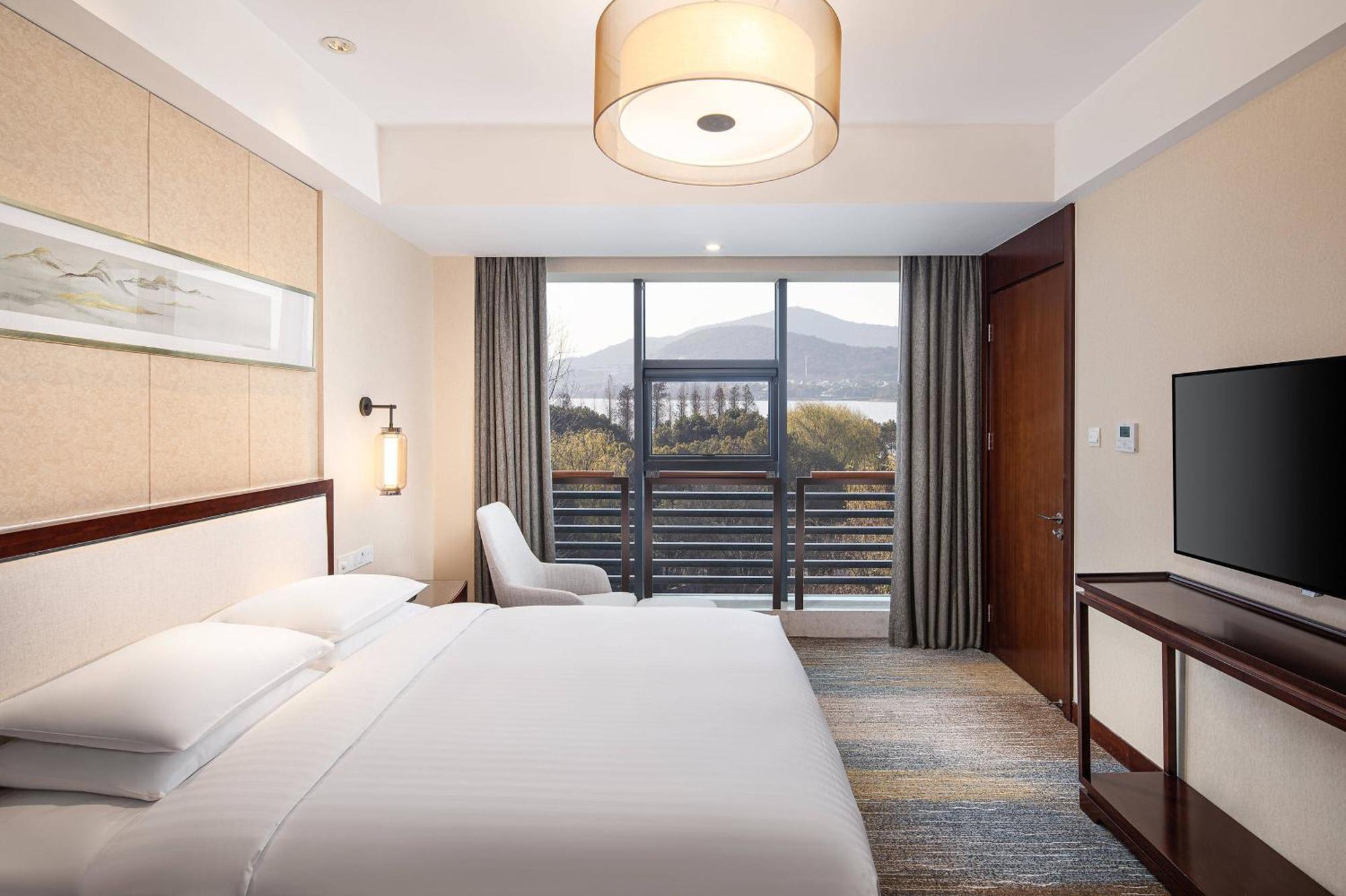 Courtyard By Marriott Wuxi Lihu Lake Екстериор снимка