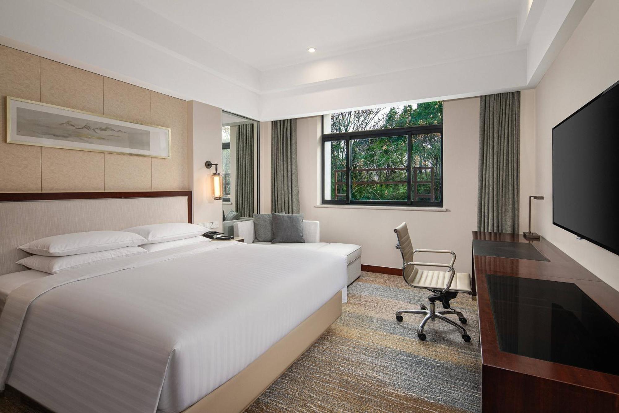 Courtyard By Marriott Wuxi Lihu Lake Екстериор снимка